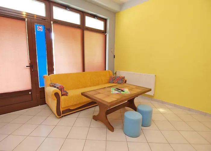 Denis 19 아파트 파자나