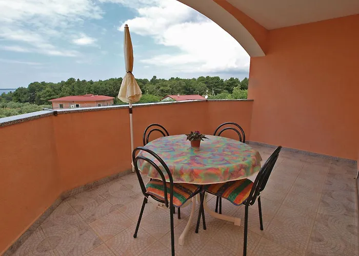 아파트 Denis 19 *