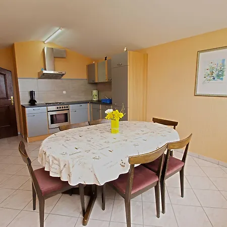 Denis 19 Apartman Fazana