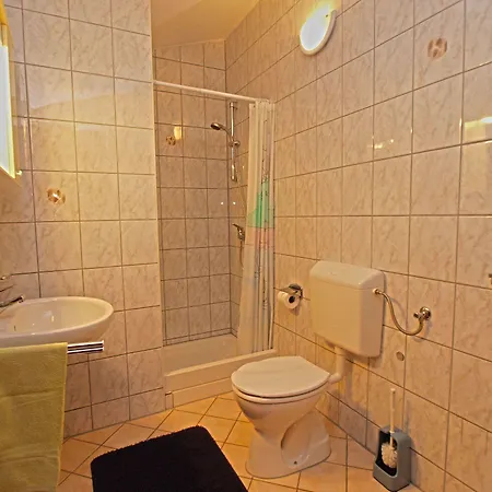 Apartman Denis 19